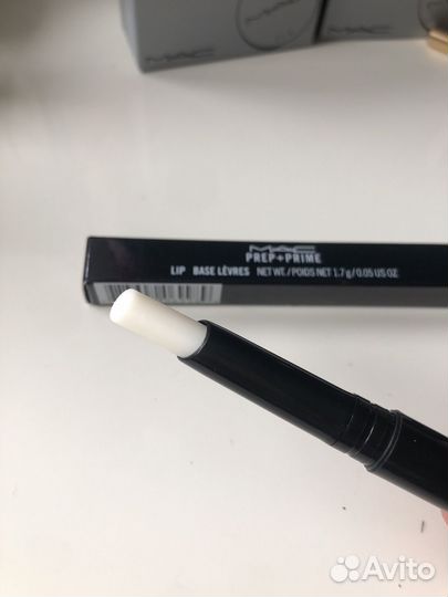 Крем база для губ mac