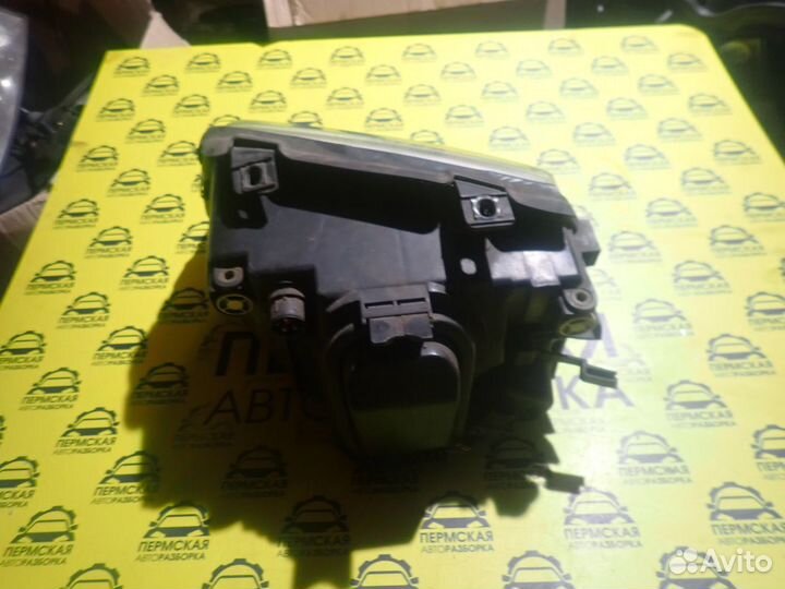 Фара правая для Audi A4 (B5) 1994-2001