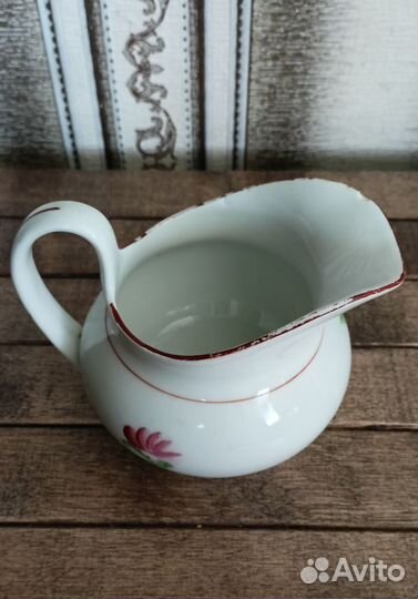 Молочник Кузнецов 1880-1890 гг