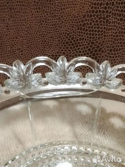 Ваза-конфетница (урановое стекло) Винтаж