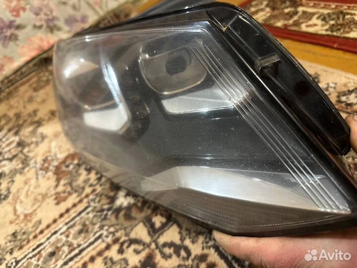 Фара volkswagen touareg