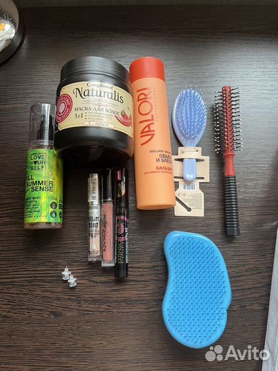 Набор кометики и расчесок новых