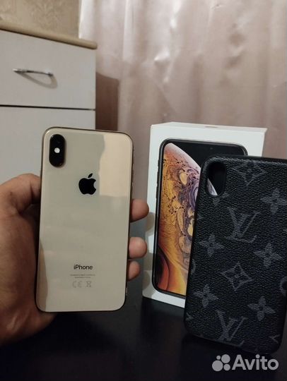 Телефон iPhone XS на 256 gb
