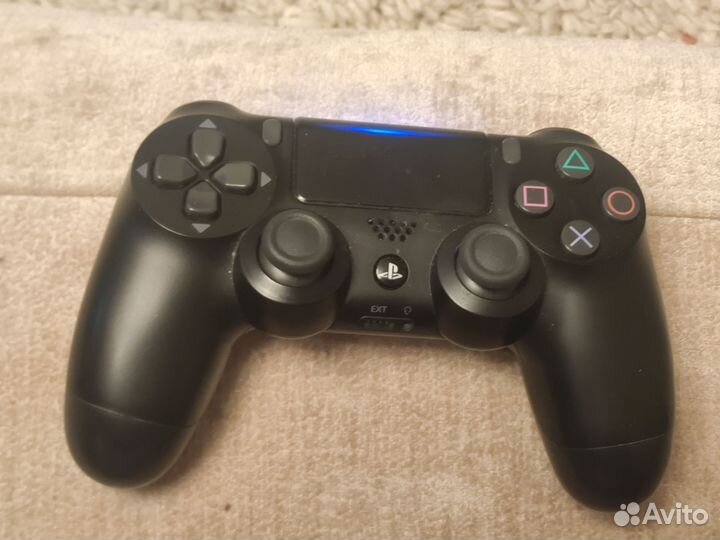 Sony playstation 4 pro 1tb + VR +2 Movе