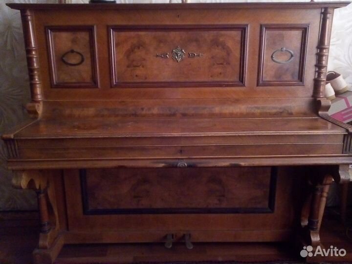 Немецкое антикварное пианино