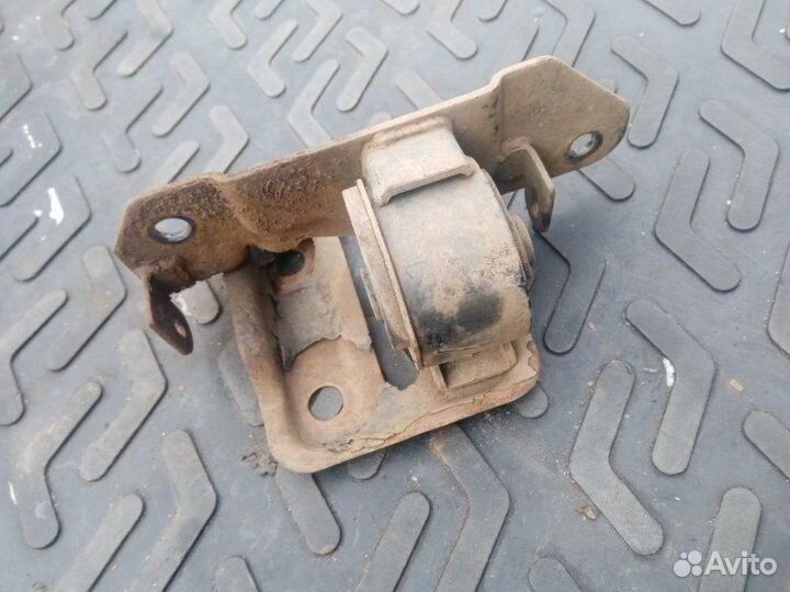 Подушка двигателя Lifan Solano 620 LF481Q3 2011