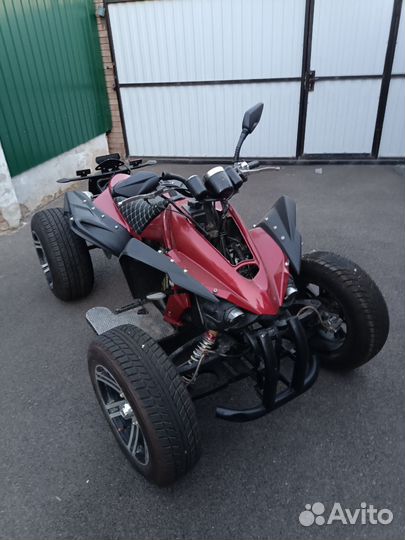 Квадроцикл шоссейный