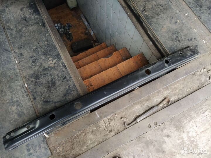 Автомобильный усилитель