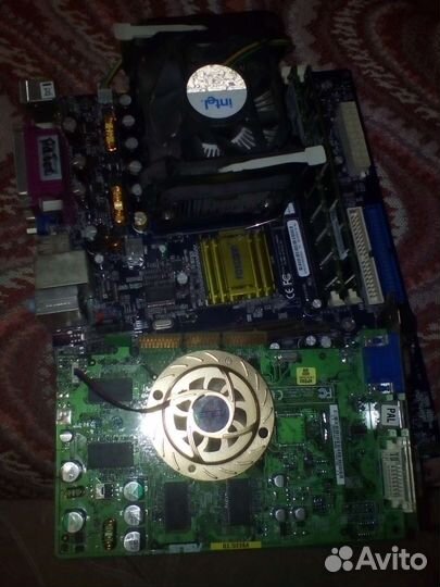 Материнская плата