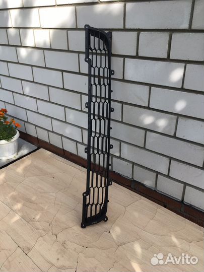 Нижняя решетка бампера priora