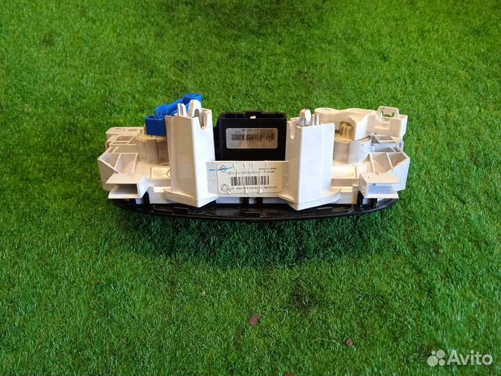 Блок управления климатом контролем LADA Largus