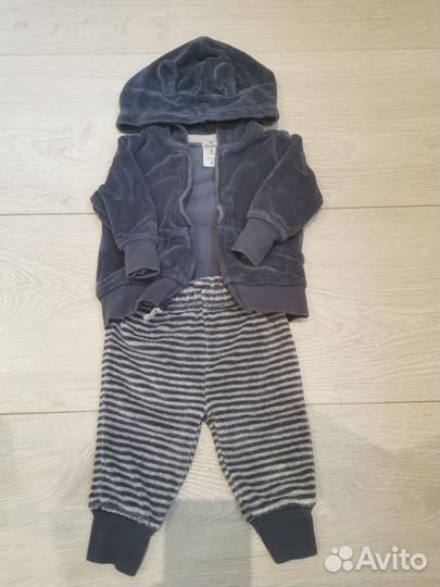 Костюм велюровый carter's