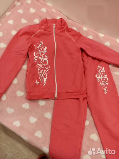 Костюм спортивный