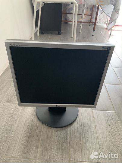 Монитор LG 17 дюймов