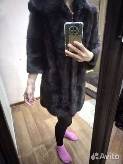 Шуба норковая поперечка с капюшоном 42