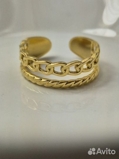 Кольцо медицинская сталь с напылением золотом