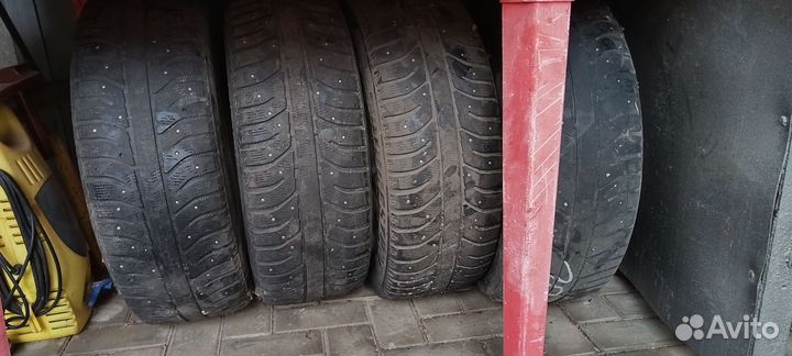 Зимние колеса 215 55 r17
