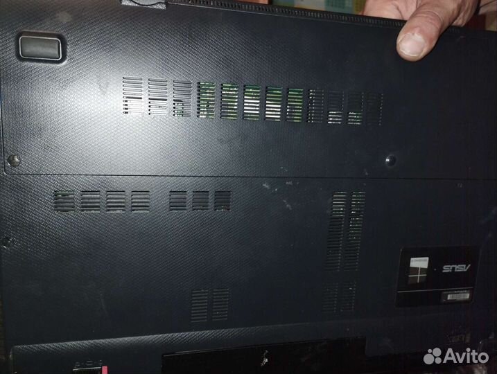 Ноутбук asus