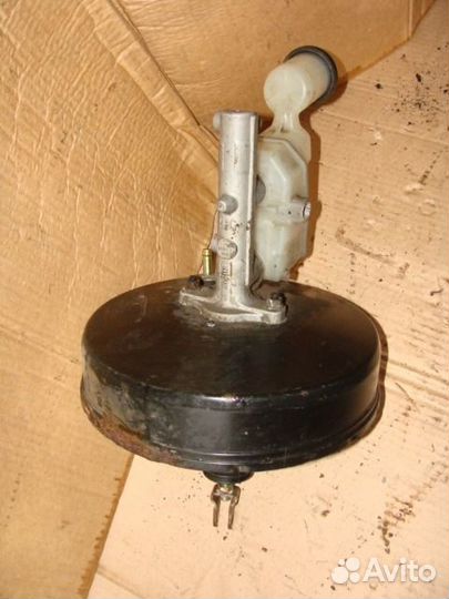 Вакуумник Toyota rav4 96г