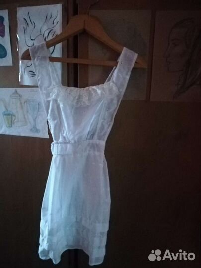 Белый школьный фартук