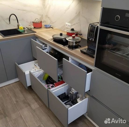 Кухонный гарнитур прямой