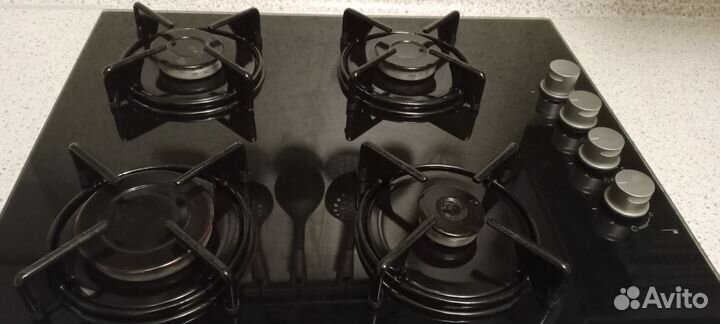Газовая варочная панель 4 конфорки