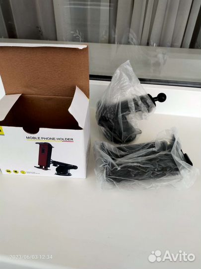 Держатель для планшета/телефона в машине