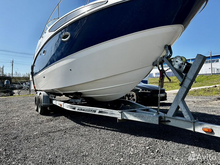 Каютный катер Bayliner 265. 2008 год