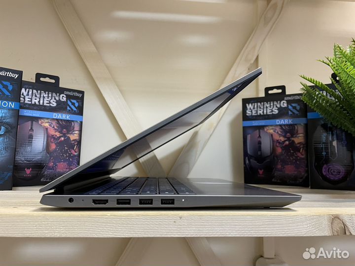 Свежий Lenovo FHD Ryzen 3 3250U/8Gb DDR4/SSD