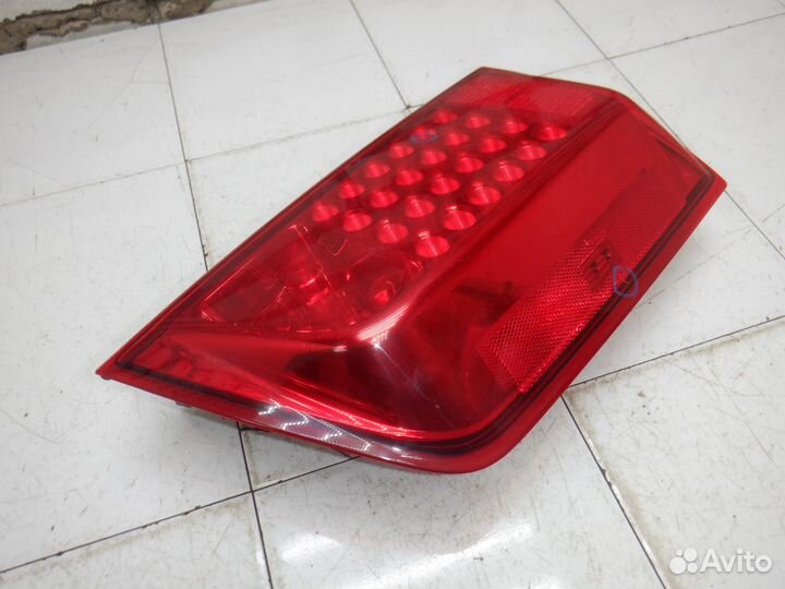 Фонарь задний левый Infiniti QX56 Ja60