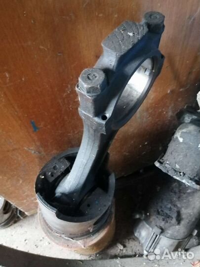 Головки блока смд60, колен вал, шатуны