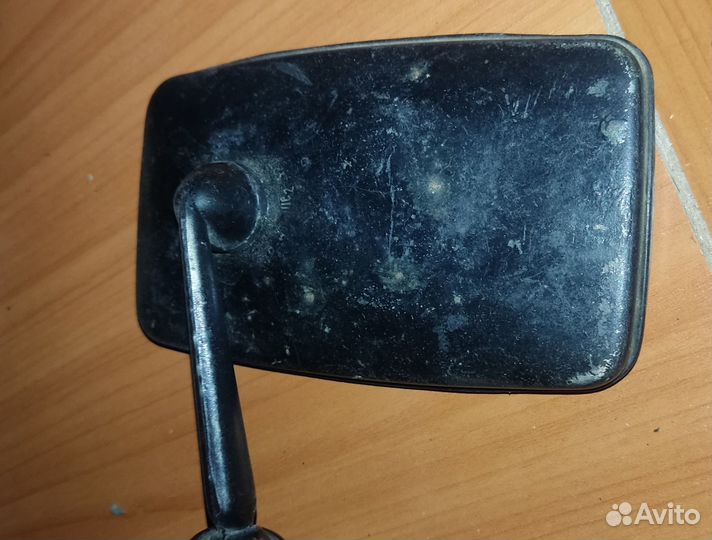 Зеркало заднего вида салонное