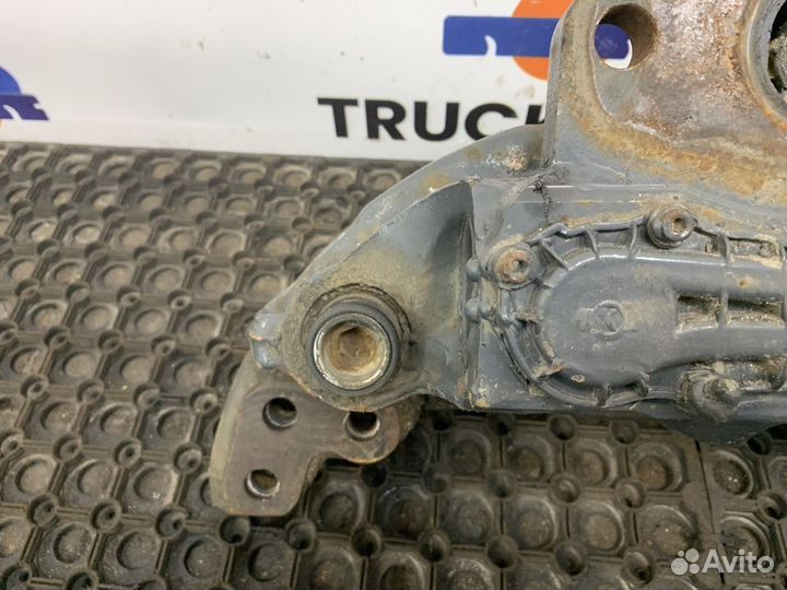 1862290 Суппорт