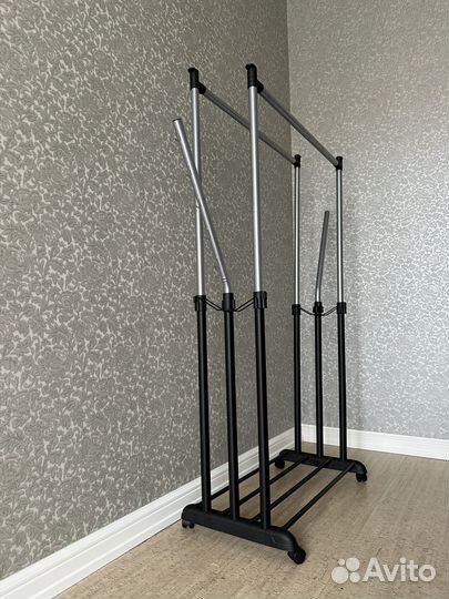 Вешалка напольная