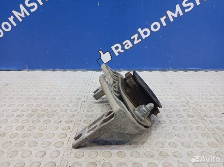 Опора двигателя левая Renault Arkana 2019