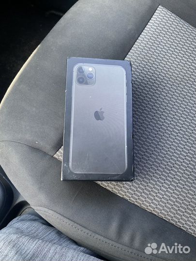iPhone 11 Pro Max, 256 ГБ