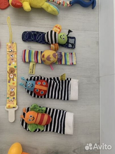Игрушки пакетом до года
