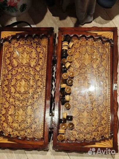 Нарды ручной работы со стеклом