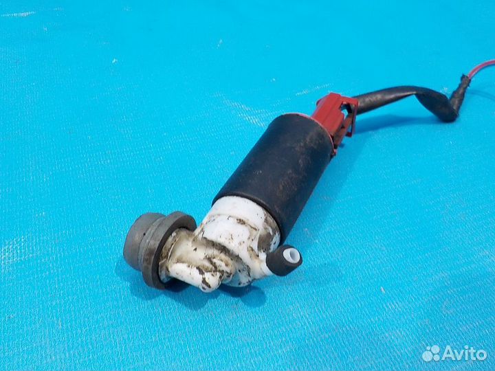 Моторчик омывателя задний toyota Avensis (T250) 20