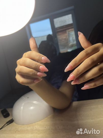 Маникюр с покрытием гель-лаком