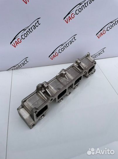 Топливная рейка Volkswagen Golf MK6 1.4 caxa 2009