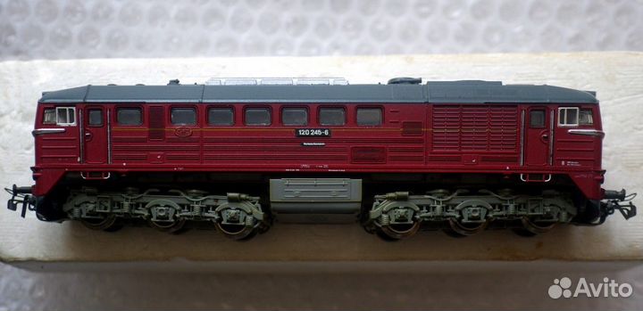 Тепловоз BR-120, 