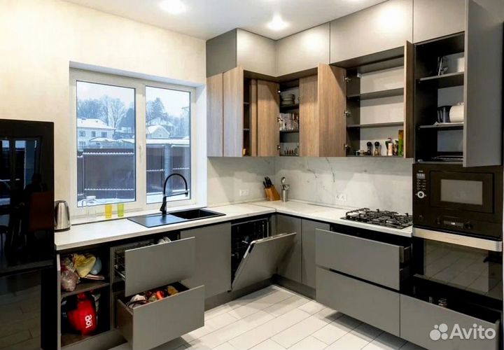 Кухонный гарнитур 