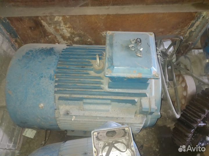 Электродвигатель