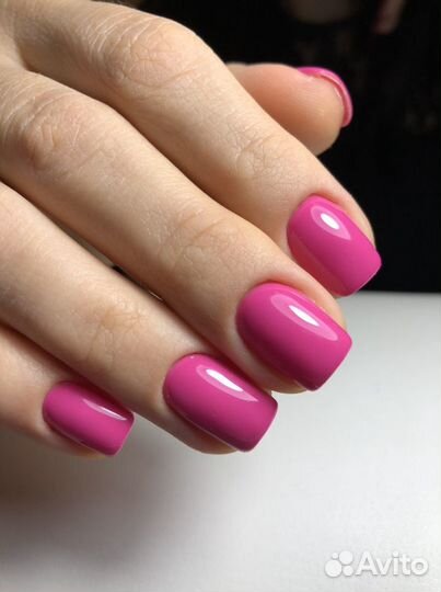 Маникюр с покрытием гель-лаком