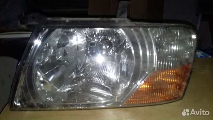 Mitsubishi фары