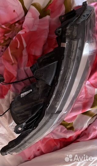 Фара правая Mitsibishi Outlander
