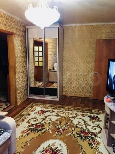 2-к. квартира, 43 м², 1/4 эт.