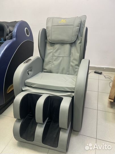 Массажное кресло