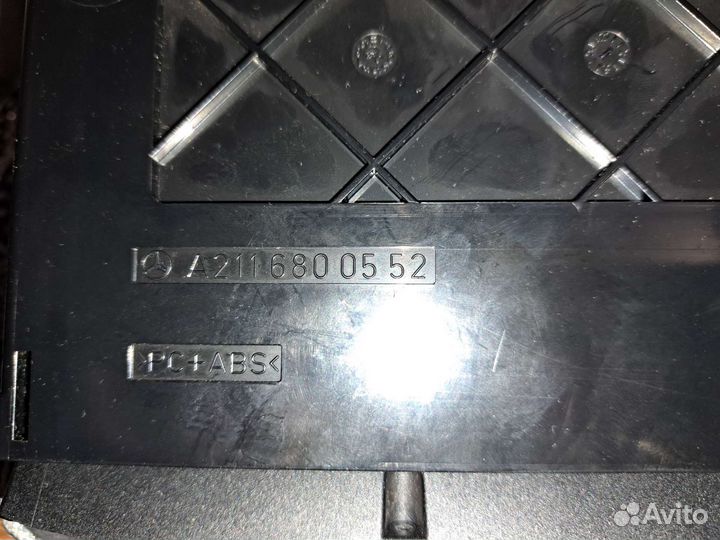 Корпус вещевого ящика W211